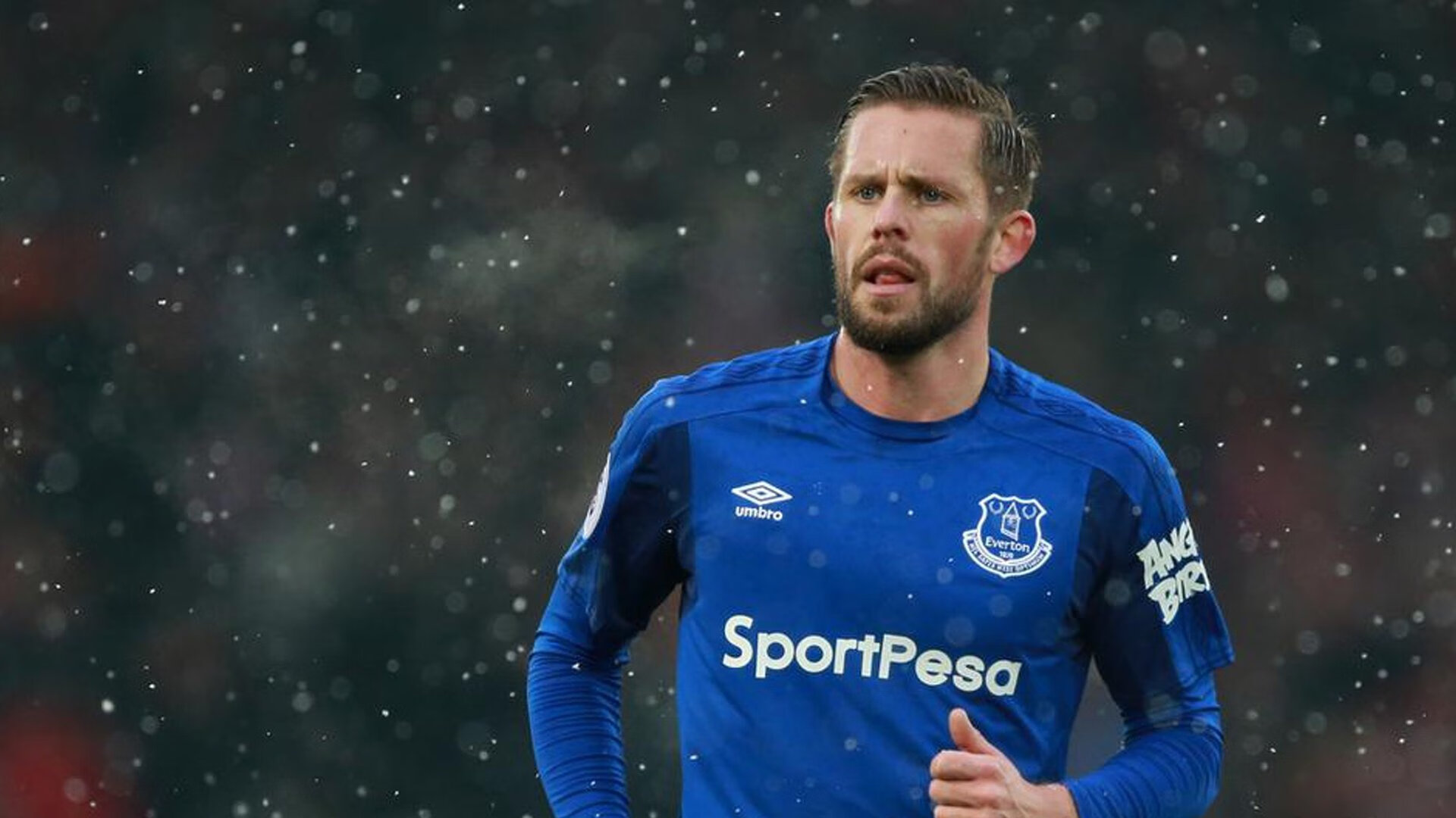 体育新闻中心致力传播全民运动精神，体育新闻宣传语