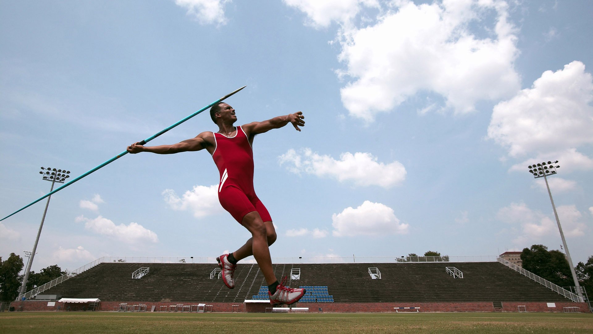 四分卫冯浩霖成发动核心